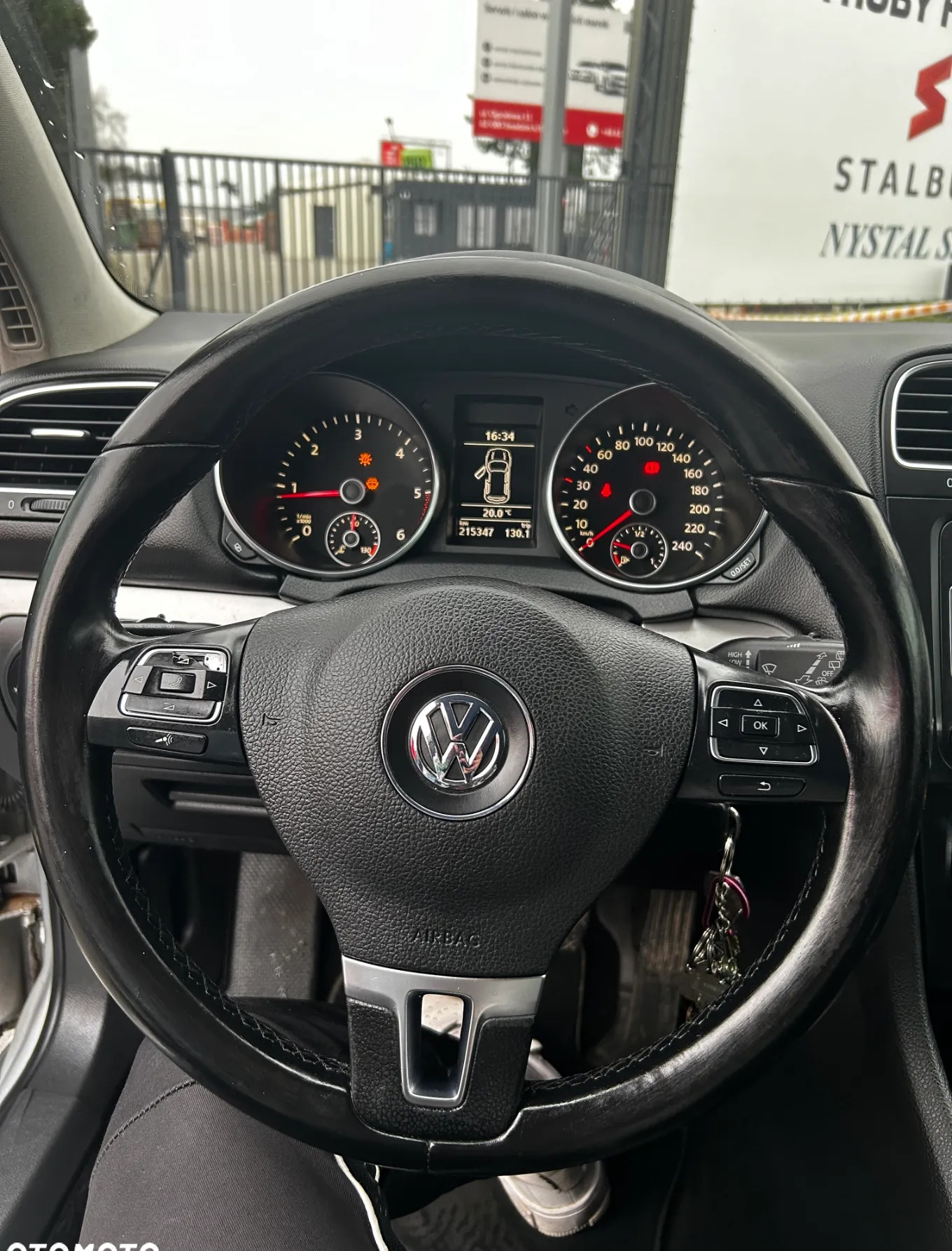 Volkswagen Golf cena 27999 przebieg: 216000, rok produkcji 2009 z Brusy małe 79